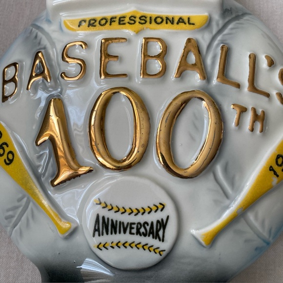 JIM BEAM Baseball 100th Anniversary Decanter - Picture 11 of 15